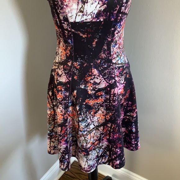 Karen Kane Avant Garden dress NWT $138 - Picture 3 of 12